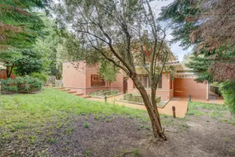 Chalet en calle de Basobarri