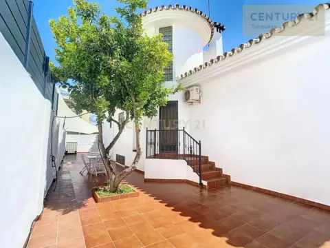 Chalet en calle Mentón