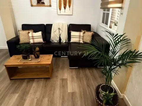 Piso en calle Reyes Catolicos