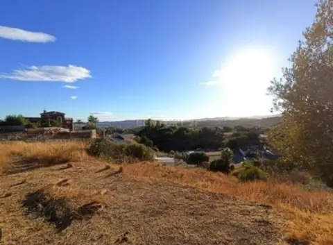 Terreno en Avenida de Mijas