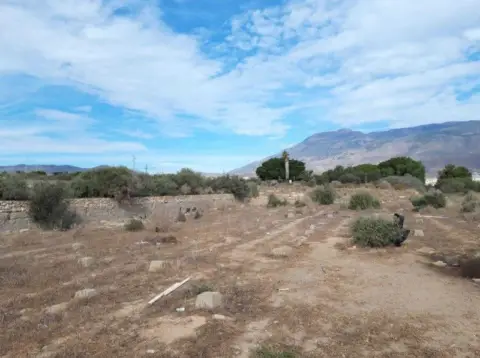 Terreno en calle Pre. Loma de La Mezquita-Sus-66-Es