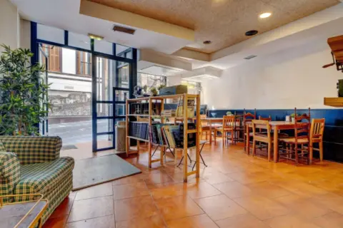 Local comercial en calle Larrechipi