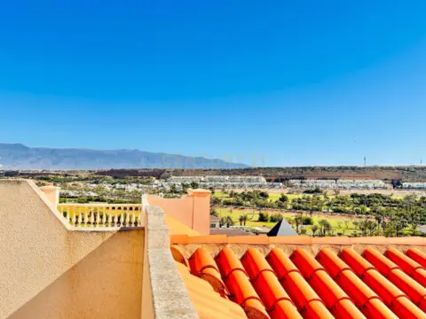 Piso en calle Raquero 5