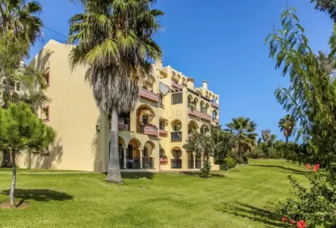 Piso en Avenida de Rota