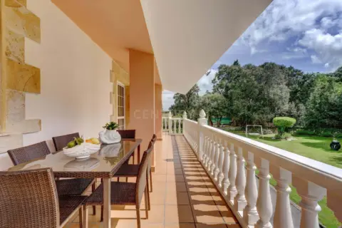 Chalet en Avenida de la Barenilla