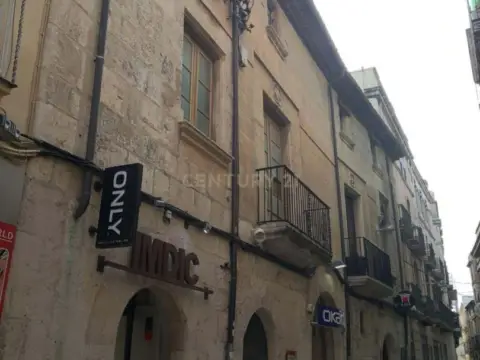 Edificio en Carrer de la Font
