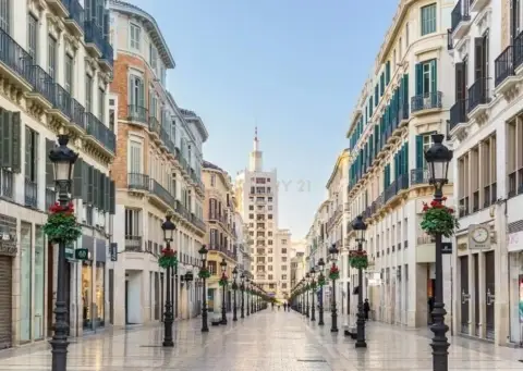 Terreno en calle del Clarinete