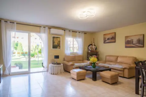 Piso en calle Santa Eulalia del Río