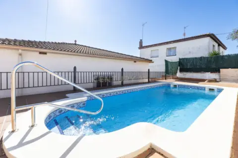 Chalet en Carrer de Capricorn