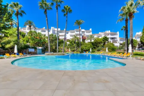 Piso en calle del Pueblo Camelot