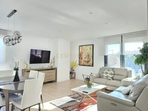 Piso en Paseo de los Martiricos