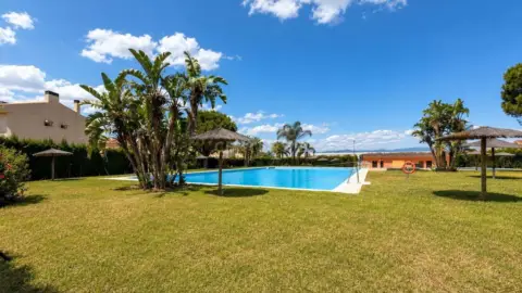 Chalet en calle Escritora Carolina Coronado