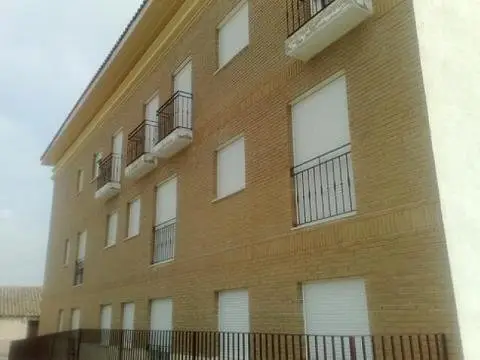 Flat in calle Vivienda     C Toledo