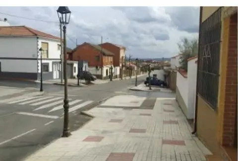 Casa en calle Crhinojal