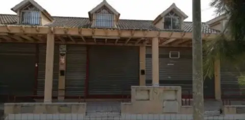 Local comercial en calle Clfernan Caballero