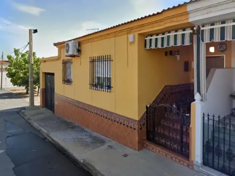 Casa en Carretera Valverde