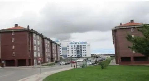 Piso en calle Urbuenos Aires