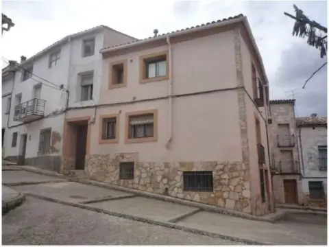 Piso en calle C Molina