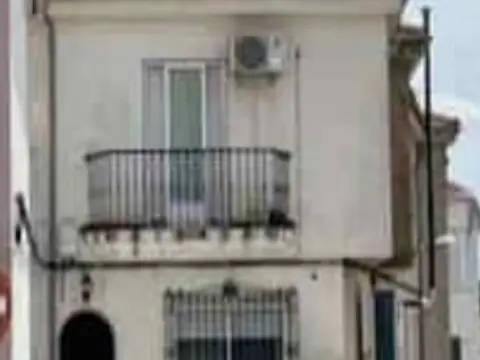 Piso en calle de Miguel Hernández