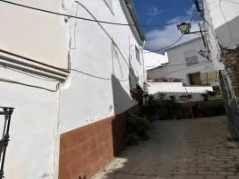 Casa adosada en calle Portillejo