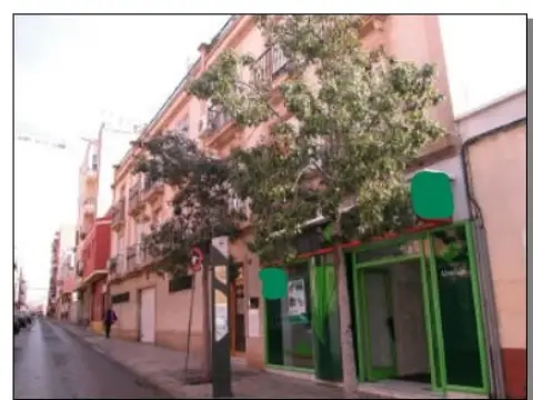 Local comercial en calle Ctra.De Nijar