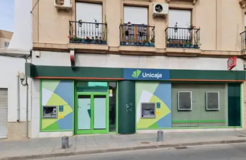 Local comercial en calle Ctra.De Nijar