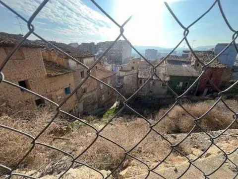 Terreno en calle Clroqueta