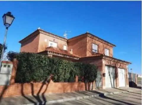 Casa en calle de León Felipe