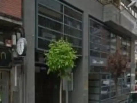 Local comercial en calle Clmanuel Llaneza