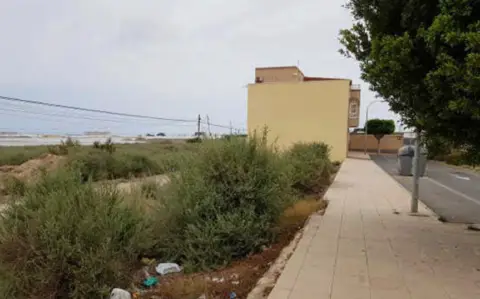 Terreno en calle Crguardias Viejas