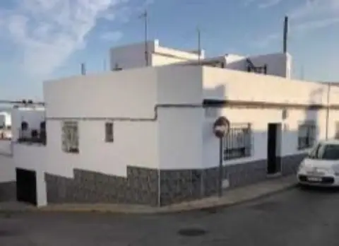 Casa en calle del Almendro