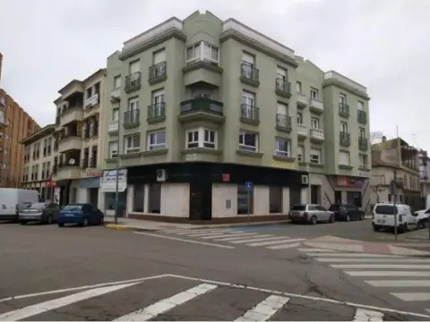 Local comercial en calle de Jose Maria Sanchez Arjona
