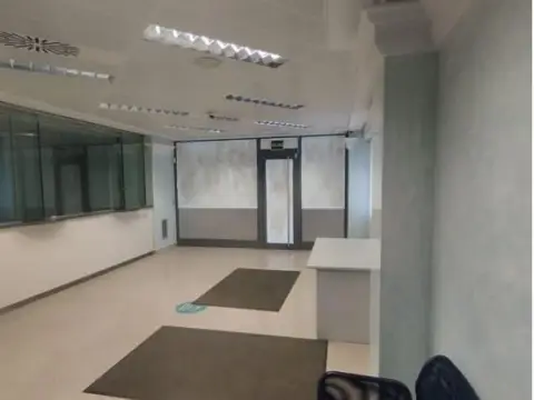 Local comercial en calle Cljose Luis Laguillo