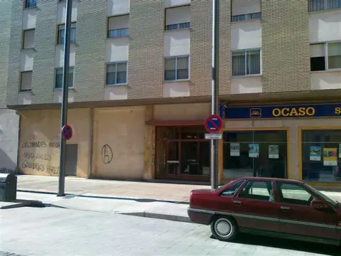 Local comercial en calle Pzblanca