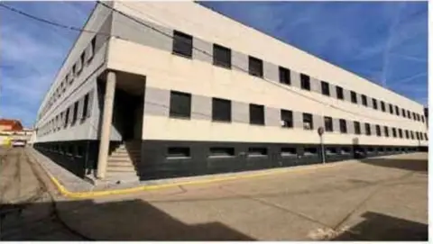 Piso en calle C Bosque