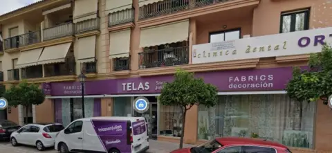 Commercial space in calle Res. La Calerita, Ctra. Fuengirola-Mijas