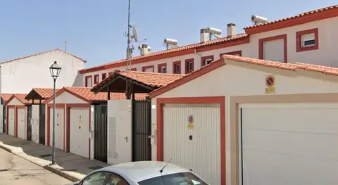 Casa adosada en calle Dominga Moreno Luna