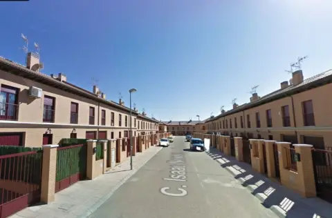 Piso en calle Clisaac Newton