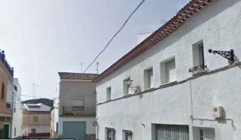 Casa adosada en calle de Córdoba