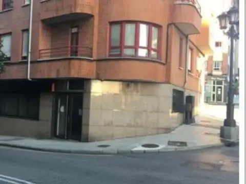 Local comercial en calle Clfuertes Acevedo