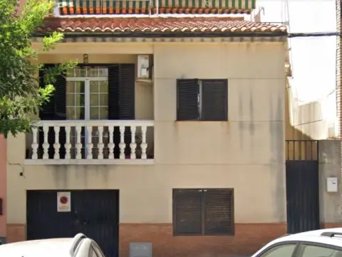 Casa a calle Clduquesa de Talavera