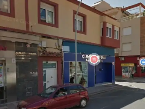 Local comercial en Avenida de Alfonso XIII