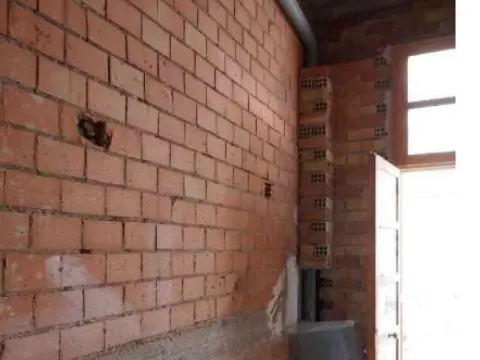 Local comercial en calle de Pascual María Cuenca