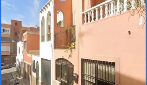 Terraced house in calle Manuel Vicente