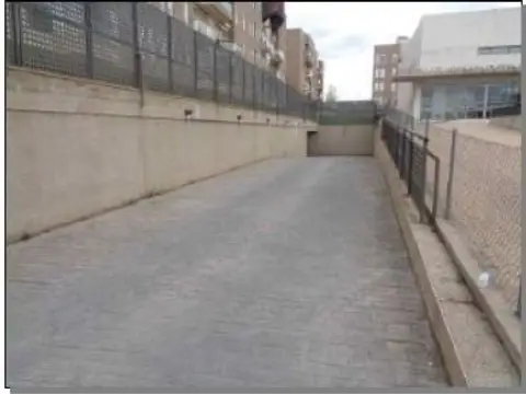 Piso en calle C Lominchar