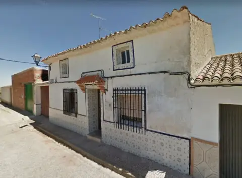 Casa en calle del Cementerio