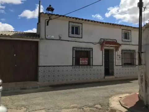 Casa en calle del Cementerio