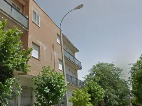 Piso en calle Reg.Infanteria Castilla Xvi,B