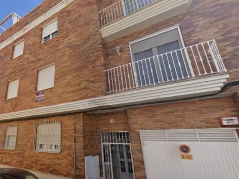 Piso en calle Cldesengaño