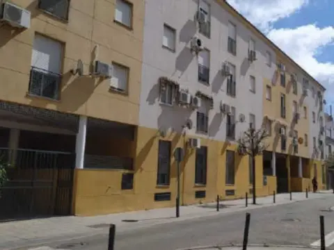 Piso en calle Clortega y Muñoz